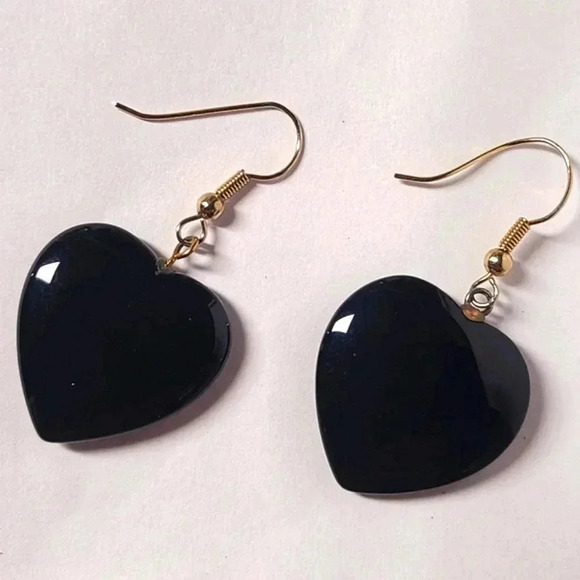 Goldtone black heart stone earrings  VTG style - Picture 10 of 13
